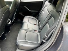 Tesla Model Y Rear-Wheel Drive - ფოტო 15