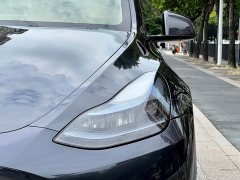 Tesla Model Y Rear-Wheel Drive - ფოტო 5