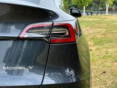 Tesla Model Y Rear-Wheel Drive - ფოტო 7