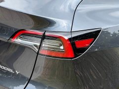 Tesla Model Y Rear-Wheel Drive - ფოტო 8