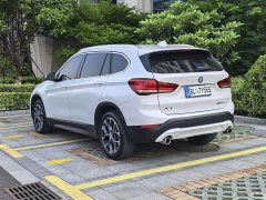 BMW X1 sDrive25Li Leading Edition - ფოტო 8