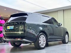 Land Rover Range Rover 3.0L V6 400PS Grand Jubilee Extended Wheelbase - ფოტო 4