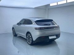 AITO M5 Extended Range RWD Standard - ფოტო 13