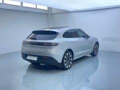 AITO M5 Extended Range RWD Standard - ფოტო 15