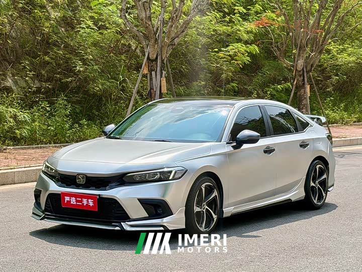 Honda Civic 240TURBO CVT Dynamic Edition