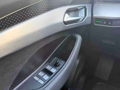 Audi Q6 40 TFSI quattro Guanyun Edition Yulin Package 7-seater - ფოტო 12