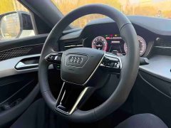 Audi Q6 40 TFSI quattro Guanyun Edition Yulin Package 7-seater - ფოტო 14