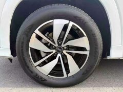 Audi Q6 40 TFSI quattro Guanyun Edition Yulin Package 7-seater - ფოტო 16