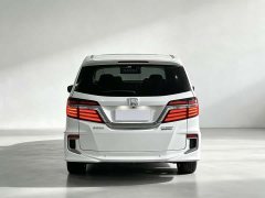 Honda Elysion 2019 2.0L Hybrid Luxury - ფოტო 10