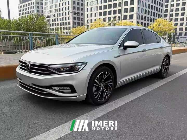 Volkswagen Magotan 330TSI DSG 30th Anniversary Edition