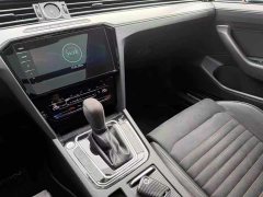 Volkswagen Magotan 330TSI DSG 30th Anniversary Edition - ფოტო 9