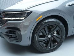 Volkswagen Touareg 2023 3.0TSI Sharp Enjoyment Edition Jet Black Sport Package - ფოტო 16