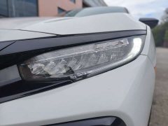 Honda Civic 2021 Hatchback 220 Turbo CVT Trendy Control - ფოტო 17