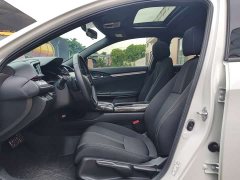Honda Civic 2021 Hatchback 220 Turbo CVT Trendy Control - ფოტო 9
