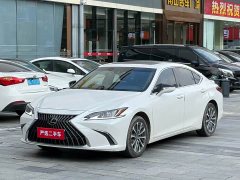 Lexus ES 2022 300h Excellence Edition - ფოტო 1