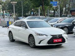 Lexus ES 2022 300h Excellence Edition - ფოტო 3