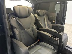 Toyota Alphard 2.5L Automatic - ფოტო 14