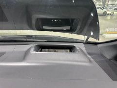 Toyota Alphard 2.5L Automatic - ფოტო 9