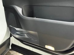 Toyota Alphard Hybrid 2.5L Premium Gold Edition - ფოტო 13