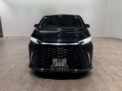 Lexus LM 2025 500h Six-Seat Premium Edition - ფოტო 2