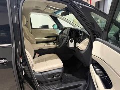 Lexus LM 2025 500h Six-Seat Premium Edition - ფოტო 4