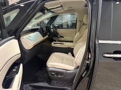 Lexus LM 2025 500h Six-Seat Premium Edition - ფოტო 5
