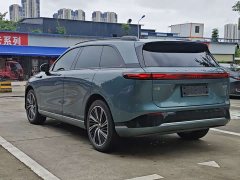 XPeng G9 570 Max - ფოტო 7