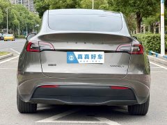 Tesla Model Y Standard Range RWD - ფოტო 5