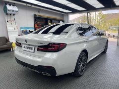 BMW 5 Series 530Li xDrive M Sport Package - ფოტო 11