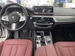 BMW 5 Series 530Li xDrive M Sport Package - ფოტო 9