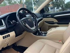 Toyota Highlander 2.0T AWD Premium 7-Seater - photo 4