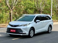 Toyota Sienna 2021 2.5L Hybrid Premium Edition - ფოტო 1