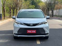 Toyota Sienna 2021 2.5L Hybrid Premium Edition - ფოტო 2