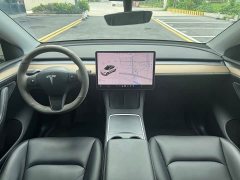 Tesla Model Y Standard Range RWD - ფოტო 11
