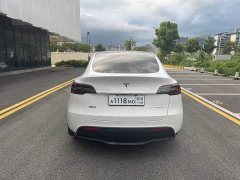 Tesla Model Y Standard Range RWD - ფოტო 5