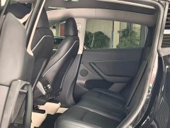 Tesla Model Y Rear-Wheel Drive - ფოტო 8