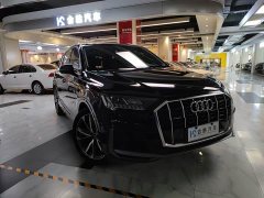 Audi Q7 55 TFSI quattro S line Sport - ფოტო 3