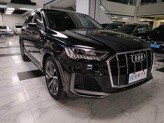 Audi Q7 55 TFSI quattro S line Sport - ფოტო 6