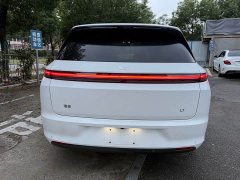 Li Auto L7 Pro - ფოტო 16
