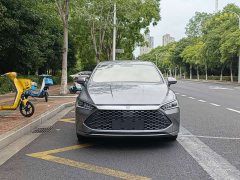BYD Qin PLUS Glory Edition DM-i 55KM Leading - ფოტო 2