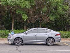 BYD Qin PLUS Glory Edition DM-i 55KM Leading - ფოტო 4