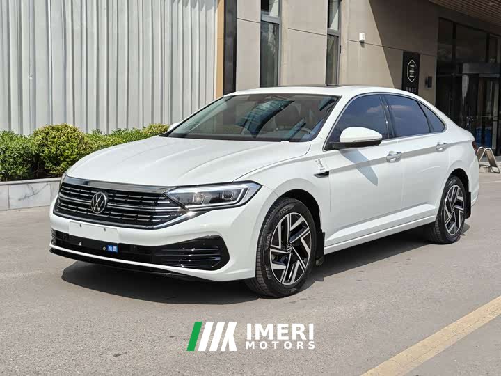 Volkswagen Sagitar 300TSI DSG Excellence Edition
