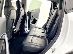 Tesla Model Y Standard Range RWD - ფოტო 17