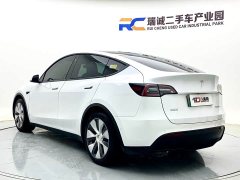 Tesla Model Y Standard Range RWD - ფოტო 7