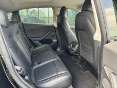 Tesla Model Y Standard Range RWD - ფოტო 10
