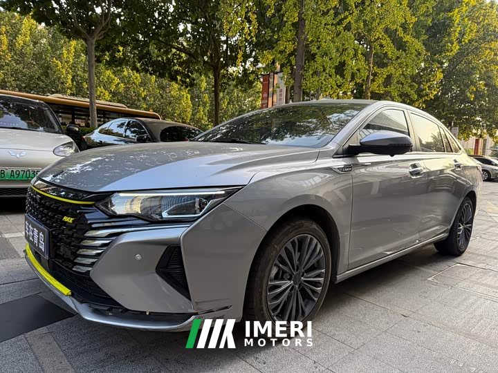 Dongfeng Yixuan MAX Version PHEV Edition - ავტომობილი ჩინეთიდან