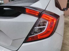 Honda Civic HATCHBACK 220TURBO CVT - ფოტო 18