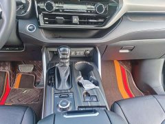 Toyota Highlander 2022 380T AWD Premium 7-Seater - ფოტო 9