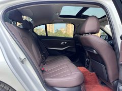 BMW 3 Series 320Li M Sport Package - ფოტო 11