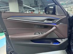 BMW 5 Series Facelift 530Li Premier M Sport Package - ფოტო 4